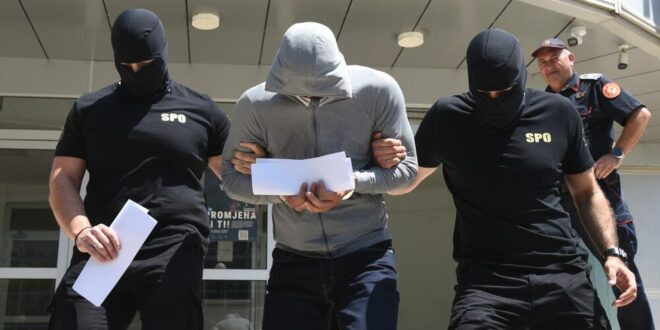 Goditje ndaj kontrabandës në Mal të Zi: Arrestime në kompleksin e familjes Stanaj